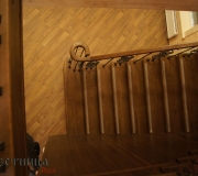 Деревянная лестница из ясеня