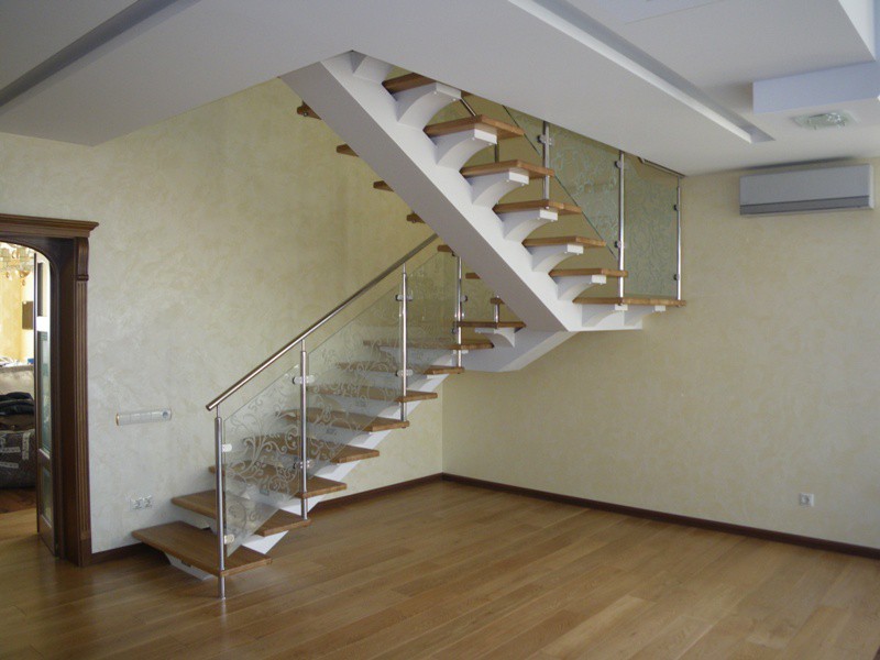 О оформлении лестницы в частном доме